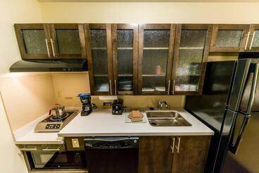 هتل Candlewood Suites   Fairbanks, An Ihg