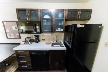 هتل Candlewood Suites   Fairbanks, An Ihg