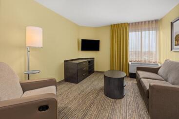 هتل Candlewood Suites   Fairbanks, An Ihg