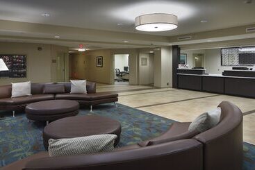 هتل Candlewood Suites   Newark South   University Area, An Ihg