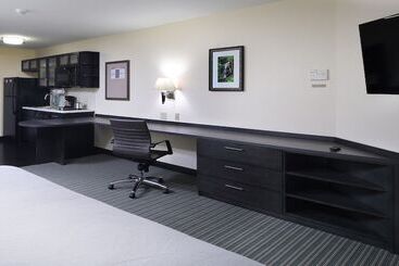 هتل Candlewood Suites   Newark South   University Area, An Ihg