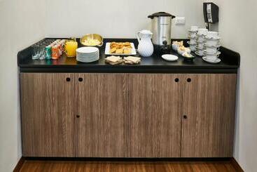 هتل City Express Suites By Marriott Tijuana Rio