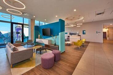 هتل City Express Suites By Marriott Tijuana Rio