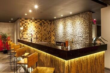 هتل Daun Bali Seminyak