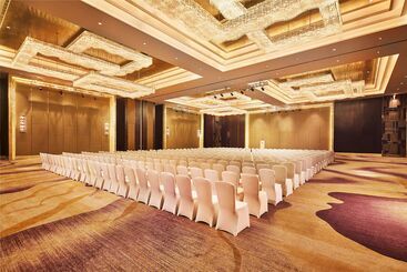 هتل Doubletree By Hilton Ningbo Beilun
