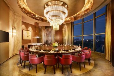 هتل Doubletree By Hilton Ningbo Beilun