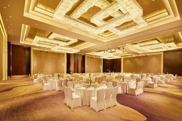 هتل Doubletree By Hilton Ningbo Beilun