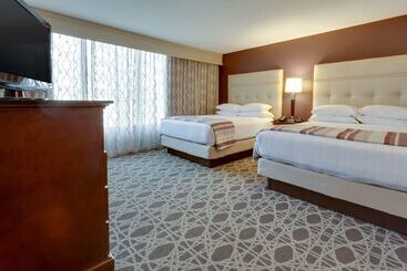 هتل Drury Inn & Suites Overland Park