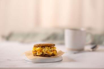 هتل Drury Inn & Suites Overland Park