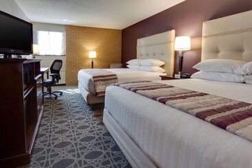 هتل Drury Inn & Suites Overland Park