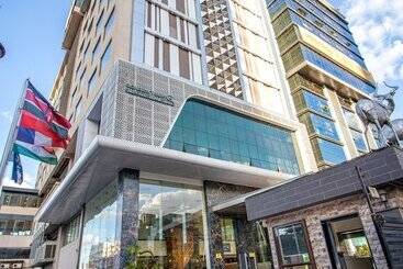 هتل Golden Tulip Westlands Nairobi