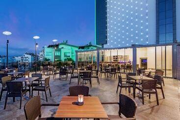 هتل Holiday Inn Antalya   Lara, An Ihg