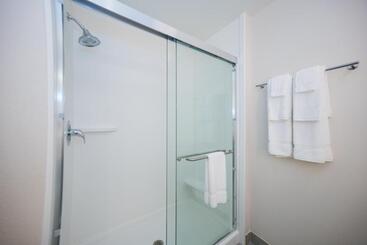 هتل Holiday Inn Express & Suites   Southaven Central   Memphis, An Ihg