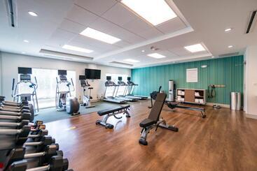 هتل Holiday Inn Express & Suites   Southaven Central   Memphis, An Ihg