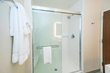 هتل Holiday Inn Express & Suites   Southaven Central   Memphis, An Ihg