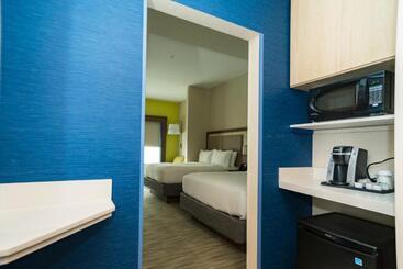 هتل Holiday Inn Express & Suites   Southaven Central   Memphis, An Ihg