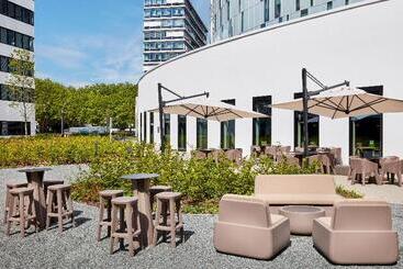 هتل Holiday Inn Hamburg   City Nord, An Ihg