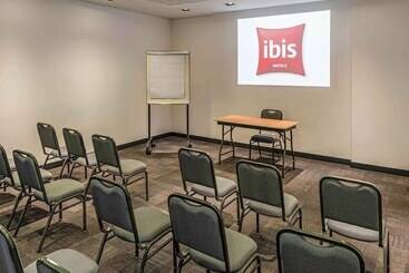هتل Ibis Chapeco