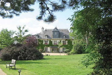 هتل Le Domaine De La Vallee