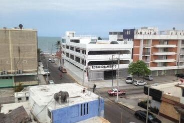 هتل Maritimo