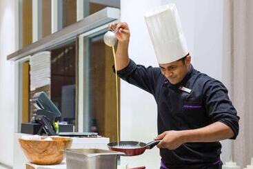 هتل Mercure Sohar
