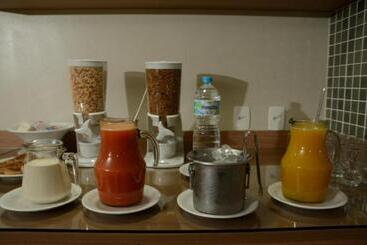 هتل Mont Blanc Suites Duque De Caxias