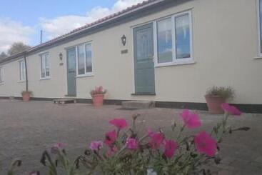 هتل Pidley Bottom Cottages   Luxury Sc Rooms   Fully Furnished And Equipped   Kitchen   Towels And Linen