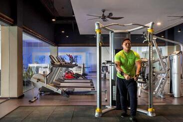 هتل Pullman Miri Waterfront