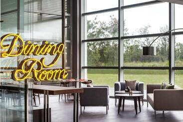 هتل Pullman Miri Waterfront