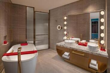 هتل W Macau   Studio City