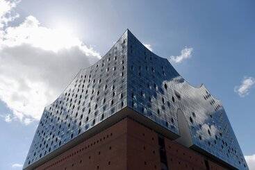 هتل The Westin Hamburg