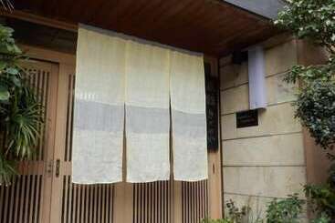 Kikunoya Ryokan