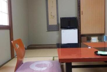 Kikunoya Ryokan