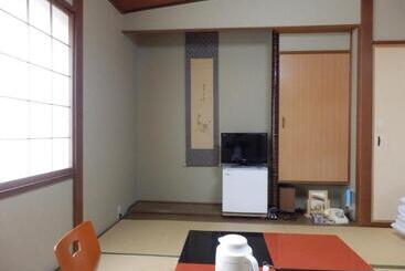 Kikunoya Ryokan