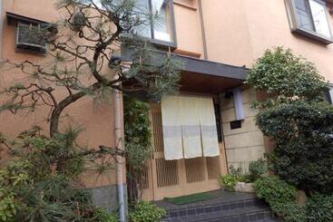 Kikunoya Ryokan