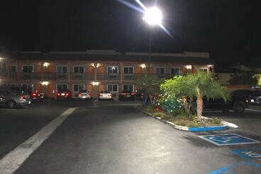 مُتل El Rancho Inn Hawthorne