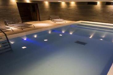 Mulen Hotel Tandil - Tandil