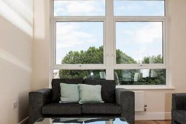 Psf Panorama Apartments
