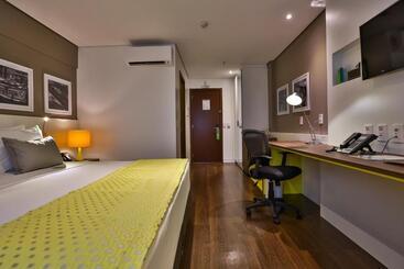 Quality Hotel Flamboyant
