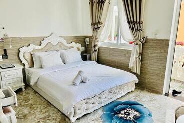 Villa   Hotel Nam Khang 2 Dalat