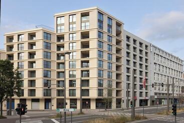 هتل Adagio Antwerp City Center