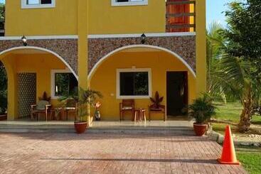 Eco Hotel Shalom