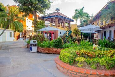 هتل Bungalows As De Oros