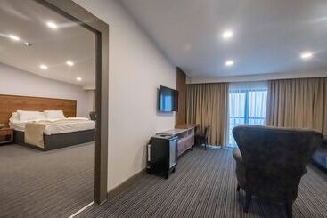 هتل Beni Luxury Resort Kotyora