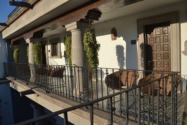 هتل Boutique Casa Loreta