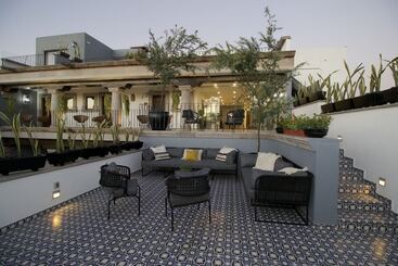 هتل Boutique Casa Loreta