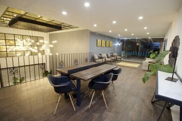هتل Boutique Casa Loreta
