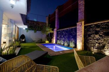 هتل Boutique Casa Loreta