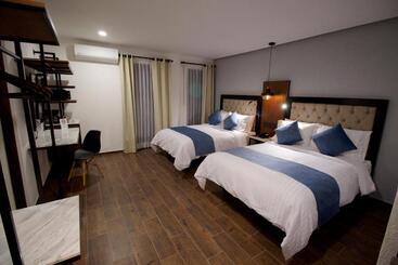 هتل Boutique Casa Loreta