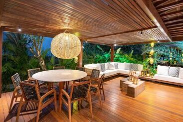هتل Colibri Beach Villas